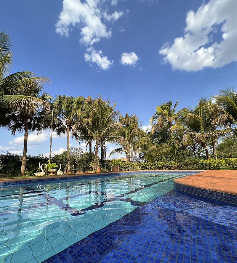 Piscina grande para a família